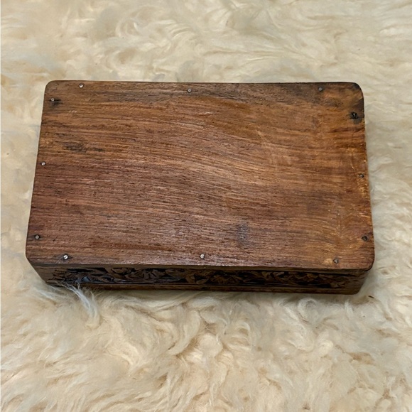 Vintage 70’s Jewelry Trinket Intricately Carved Wooden Box - Picture 7 of 9